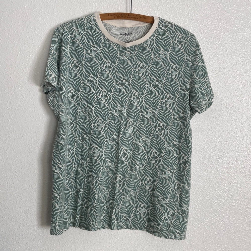 Goodfellow & Co T Shirt (Medium)